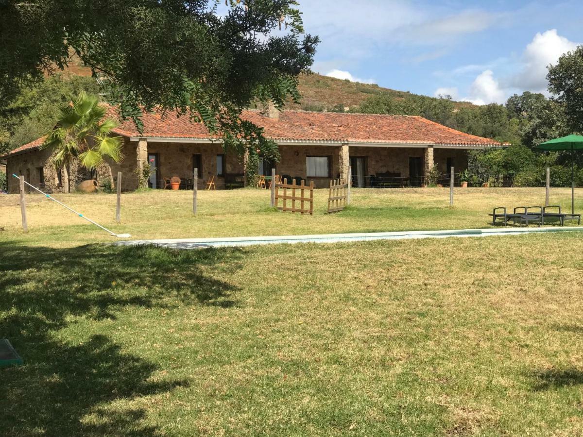 Casa Rural Los Robles Acebo Eksteriør billede